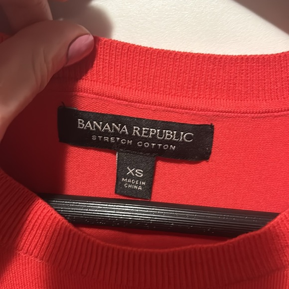Banana Republic sweater tank - Picture 2 of 2